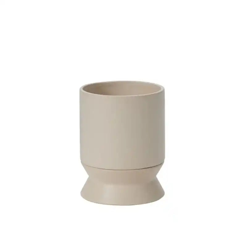 Madison Pot With Saucer