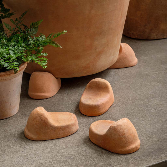 Campania Mancini Pot Risers
