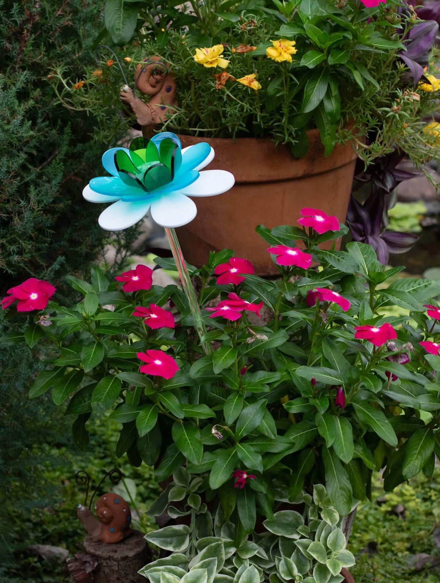  Aqua green flower sculpture | Peacock lotus spring home