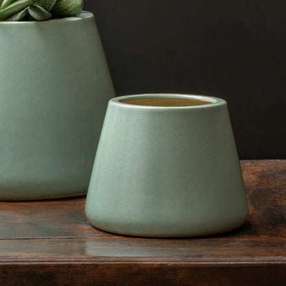 Campania Artisan Pot