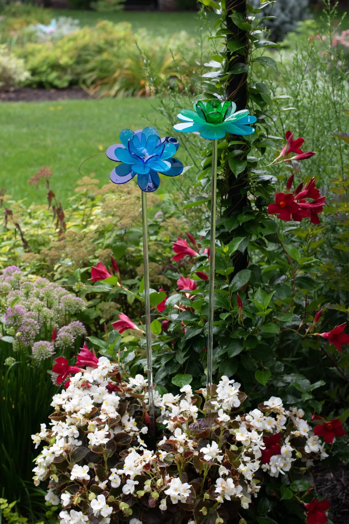 Handmade gift flower stake - Ocean Lotus
