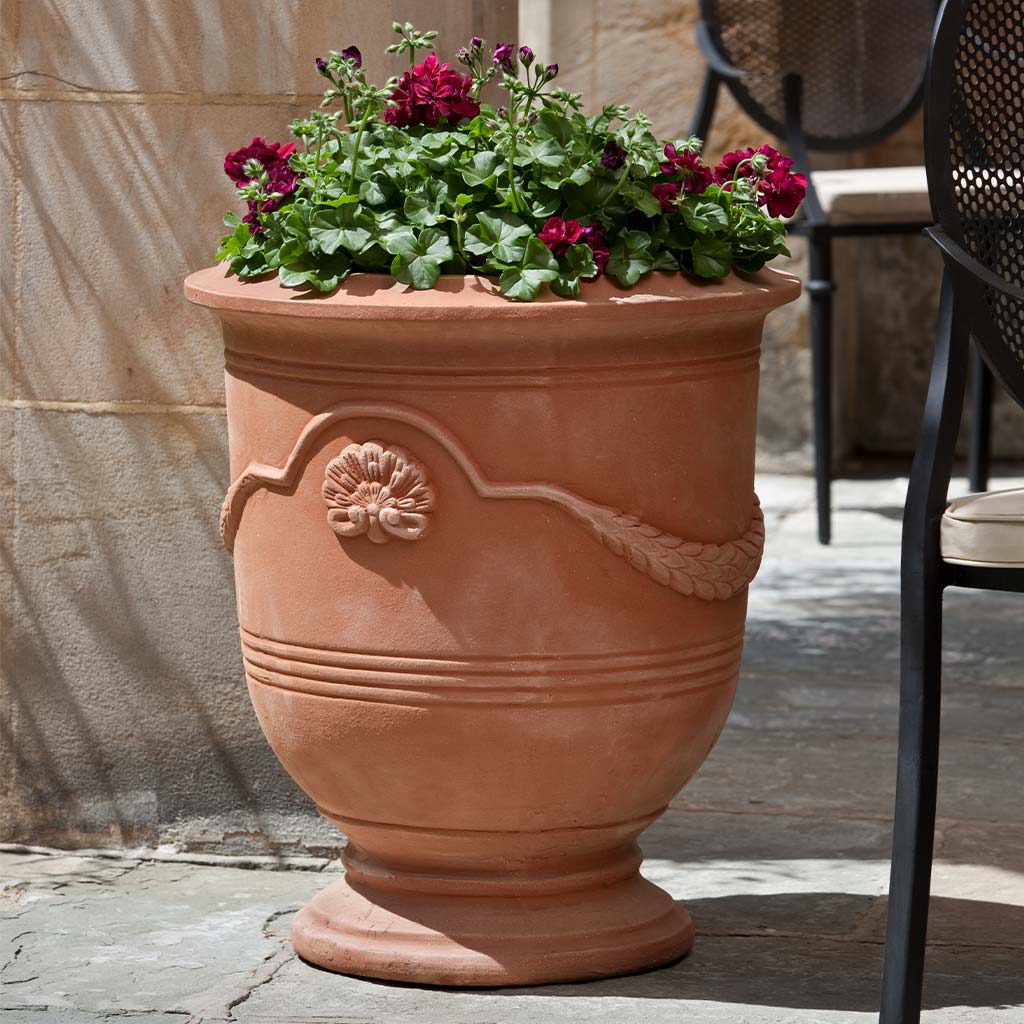 Campania Coquille Anduze Urn