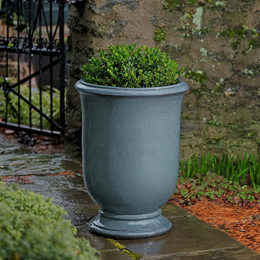 Campania Antibe Urn