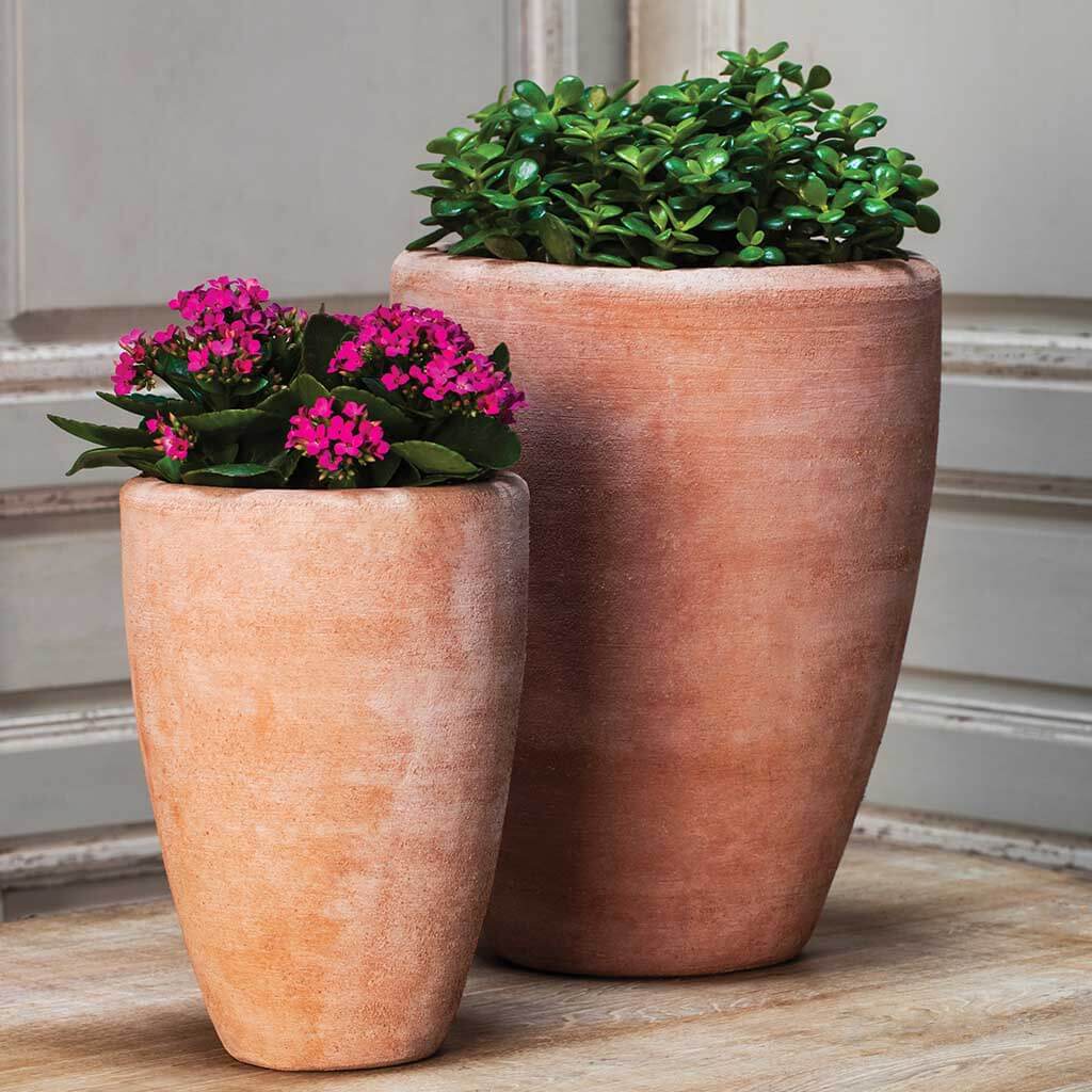 Campania Abrielle Planter