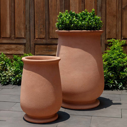 Campania Valreas Planter