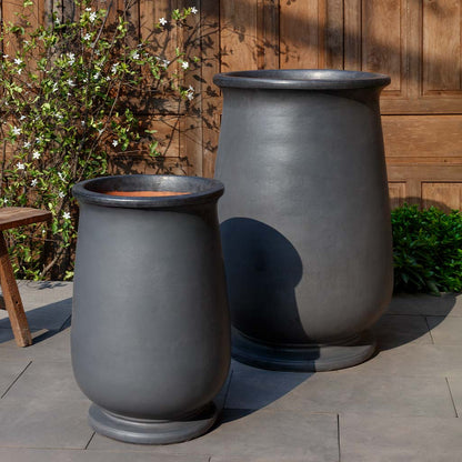 Campania Valreas Planter