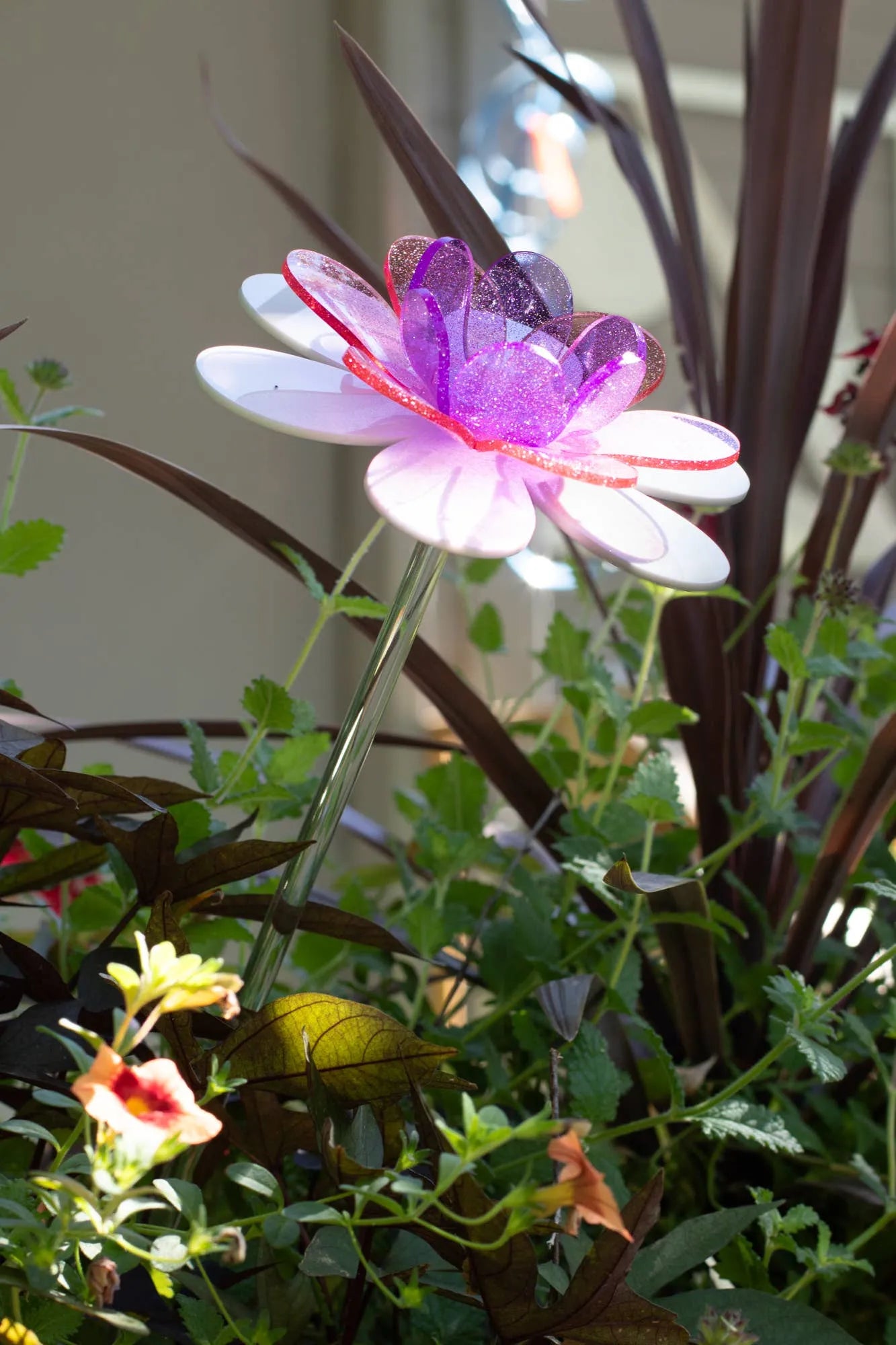 Glittery flower stake - Mermaid lotus