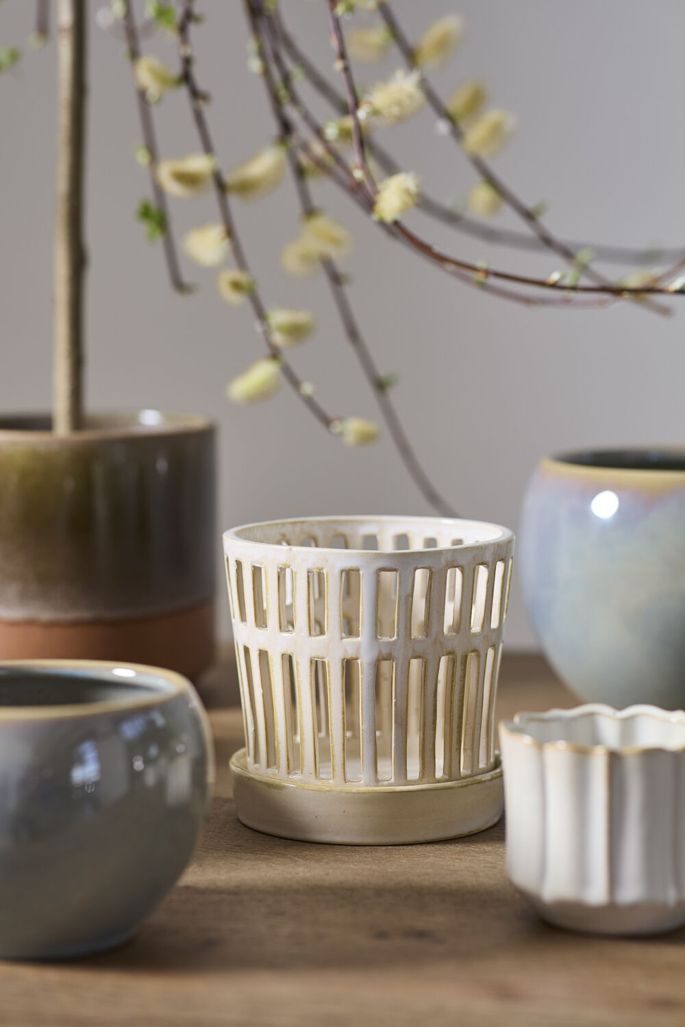 Airy Orchid Pot with Saucer