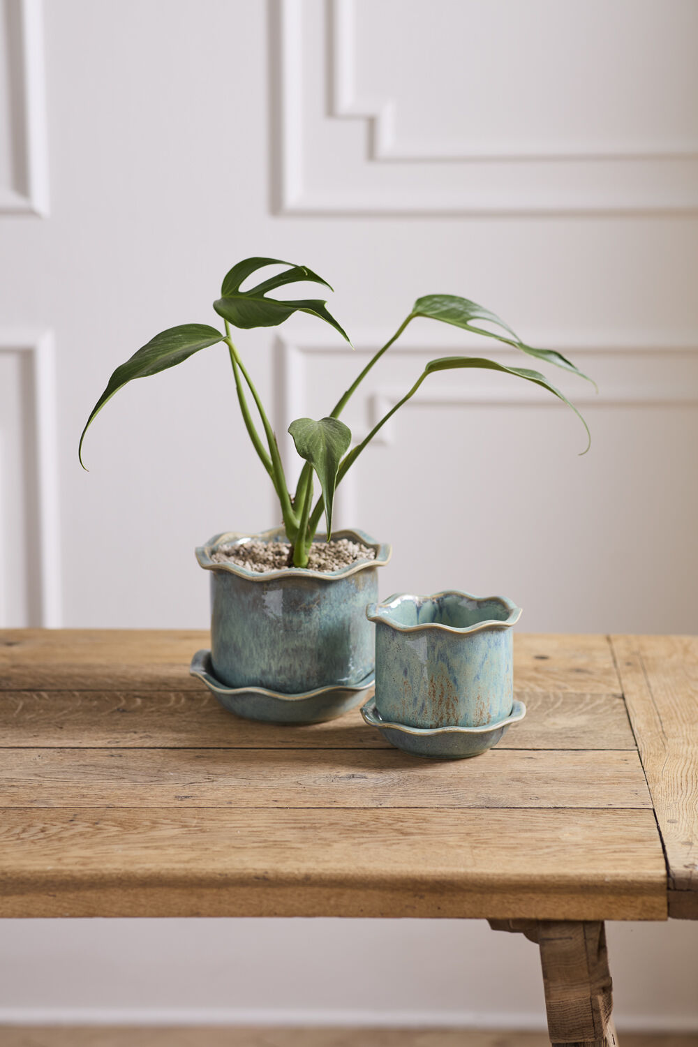 Aurina Pot with Saucer