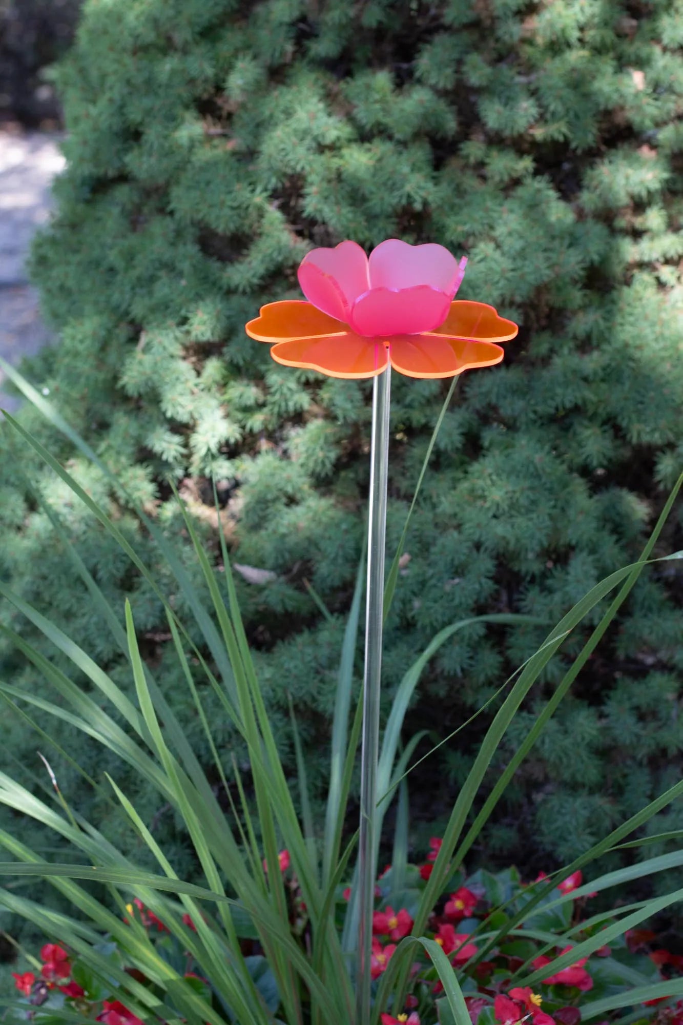 Pink Buttercup stake - Garden ornament